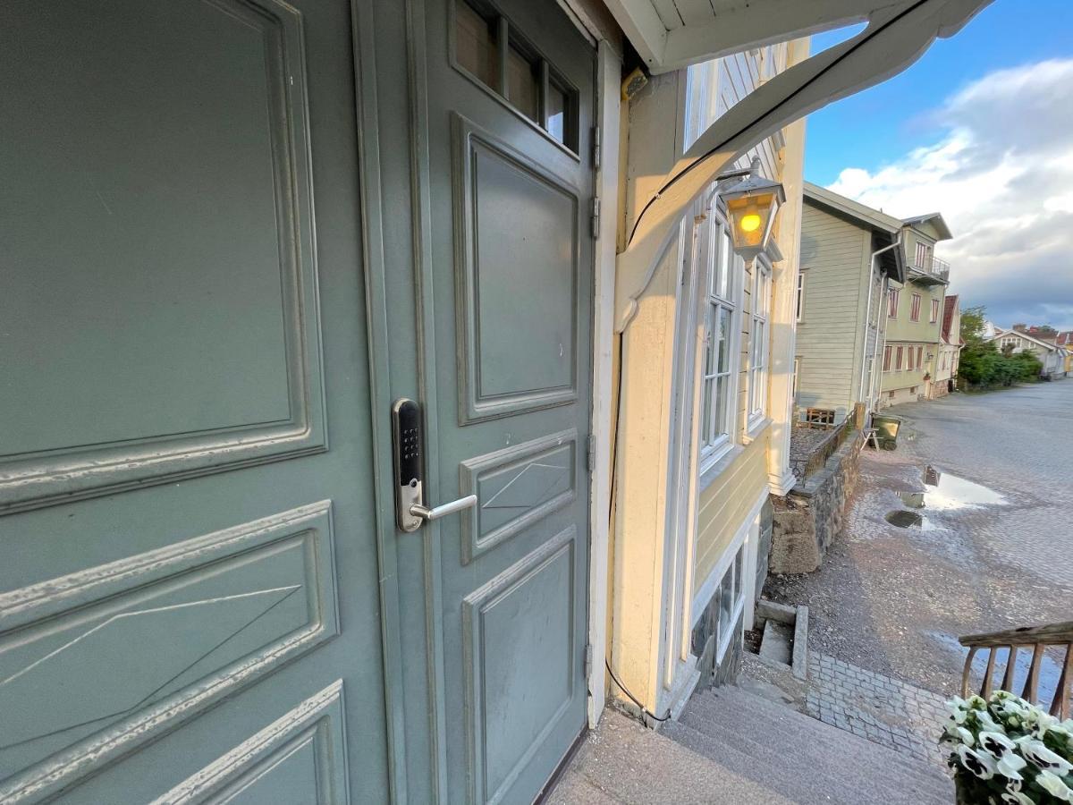Fint, Gratis Parkering, Med 20 Min Till Goeteborg C Kungalv Exterior photo